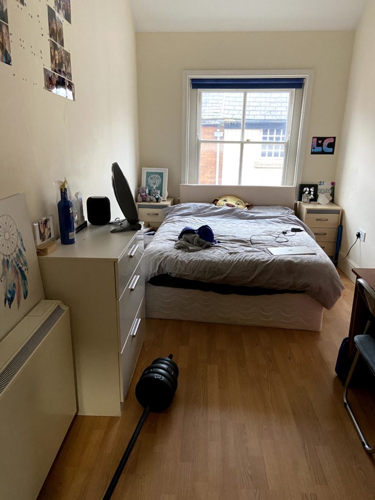 A students accommodation bedroom in Ormskirk.